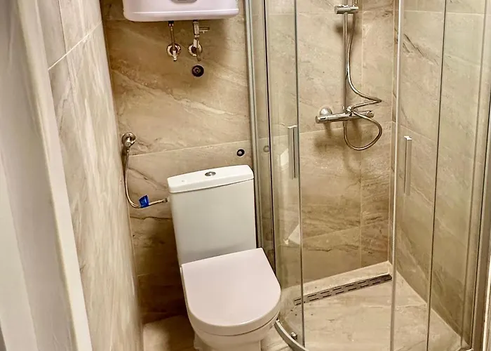 Appartement - 50m From The With Free Parking